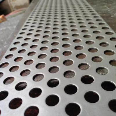 China 316L Stainless Steel Perforated Sheet Micron Hole Perforated  316L Metal Sheet for sale