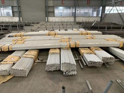 China SS 316L Angle Bar 316 Angle Bar NO1 Finished For Engineering Structure for sale