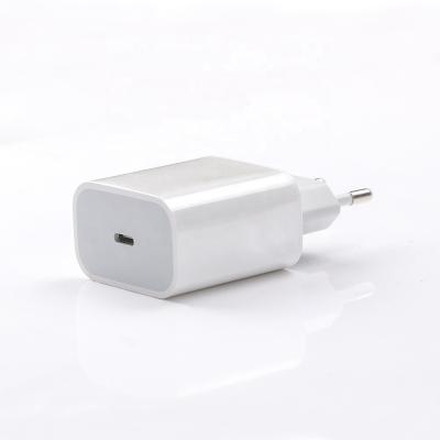 China Mobile Phone Wall Charger PD 20w Plug Power US/EU Type C Fast Charger For Samsung For Iphone for sale