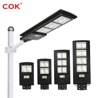 China Wholesale Outdoor Ip66 ROAD Waterproof All In One 30 60 90 Rechargeable 120 Watt LED Solar Plastic Street Light Price for sale