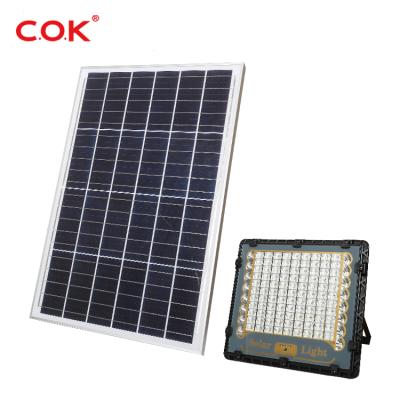 China Premium Outdoor Waterproof Ip66 100W 150W 200W 300W 400W Sports Stadiums LED Remote Control Solar Flood Light for sale