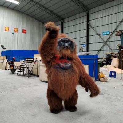 Cina Costume di gorilla adulto Costume di orangutan realistico per il parco a tema in vendita