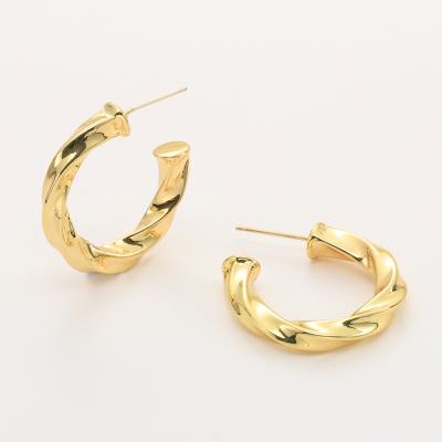 China Environmentally Friendly S925 Needle Earrings Gold Metal C Hand Flapping Silver Earrings Shape Hot Selling Earrings for sale