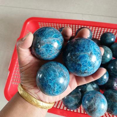 China China Wholesale Crystal Sphere Factory Produce Natural Apatite Healing Crystal Ball for sale