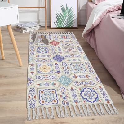 China Bedroom Anti-Slip Bedside Custom Design Living Room Rug Cover With Tassel for sale