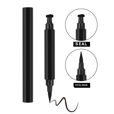 China Waterproof Double Headed Liquid Eyeliner Makeup Adhesive Eyeliner Pen Delineador de Ojos de Noir Waterproof Durable Eyeliner Stamp for sale