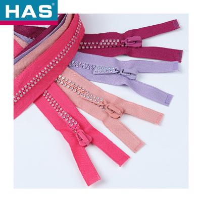 China 2025 Hot Sale 3# 5# 8# Diamanten Steentand Zipper van Plastic Zipper Te koop