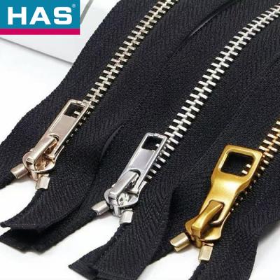 China #3 Steel Zippers Customizable 2 Way Closed End Zipper Durable for sale