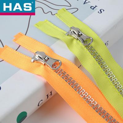 China Closed End Plastic Zippers Eco Friendly Orange Invisible Zipper Durable for sale