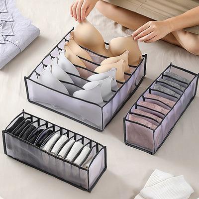 China Sustainable Portable Multi Compartment Socks Arrange Pocket Storage Racks Clothing Storage Bags for sale