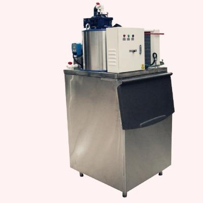 China Air Cooled Small Ice Flaker Machine Dry Non - Cakey For Edible Ice Field for sale