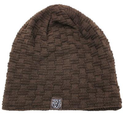 China COMMON Manufacturer Wholesale Outdoor Slouchy Knitted Beanie Hats Striped Thickened Warm Men's Winter Hats for sale