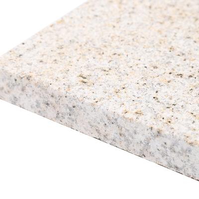 China 2021 Traditional China Nature Stone Granite Hot Selling Yellow Rock For Paving Driveways for sale