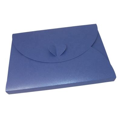 China Recycled Materials Wholesale Clothing T-shirt Scarf Gift Envelope Box Packaging for sale