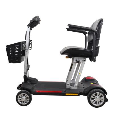 中国 Foldable disabled Mobility Handicapped 4 wheel kick electric scooter adult with remote control scooters 販売のため