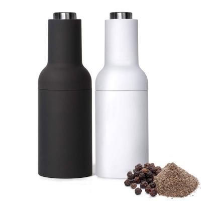 China Electric Automatic Bottle Grinder Salt and Pepper Grinder Sets Custom Made Soft Touch Gravity Viable with Steel Lid for sale