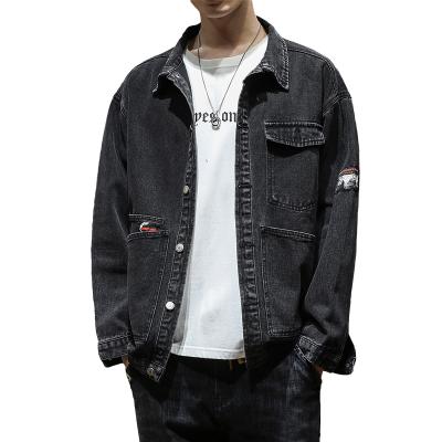 China Custom made QUICK DRY printed washed color mens jackets jeans wholesales loose winter cotton thick button jacket denim men for sale