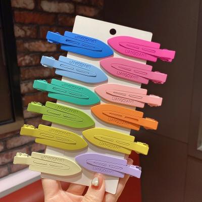 China Fashion Name Wholesale Custom Metal Seamless Hair Clips Styling Salon No Bend Makeup Hair Clips for sale