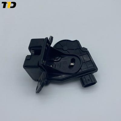 China 69350-60140 System Rear Door Automotive Electronic Lock Block For Toyota Land Cruiser 2008-2015 69350-60141 for sale