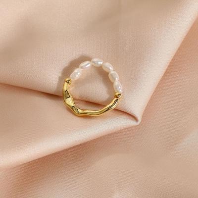 China GSOLD FASHIONABLE Creative Irregular Metal Splicing Minimalist 6 Pearl Stretch Rings Pearl Women New Year Trendy Jewelry for sale