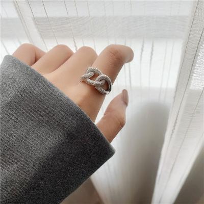 China Minimalist Geometric Finger Ring Jewelry Party Gifts Women's Faux Stone Ring Vintage Twisted Hollow Zircon Metal Link Chain Hip Hop for sale