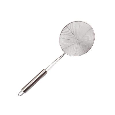 China Durable Metal Hot Skimmer Strainer Oil Frying Pot Strainer Stainless Steel Noodle Kitchen Household Long Handle for sale