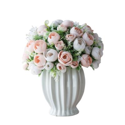 China Realistic Artificial Flowers in Vase Counterfeit Silk Flower Arrangement with Vase Table Centerpieces for Home Decoration for sale