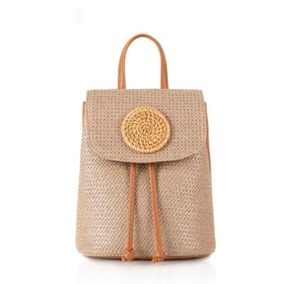 China Fashion 2022 Hot Girls Backpack Plastic Straw Bag PP Straw Beach Bag Straw Backpack for sale