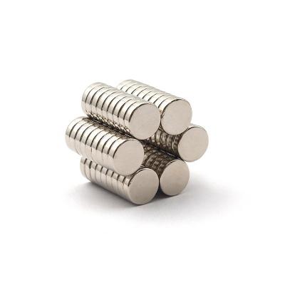 China Industrial Magnet D10 X 3 Mm N35 N52 N54 Strong Custom High Anti Corrosion Round Neodymium Magnets for sale