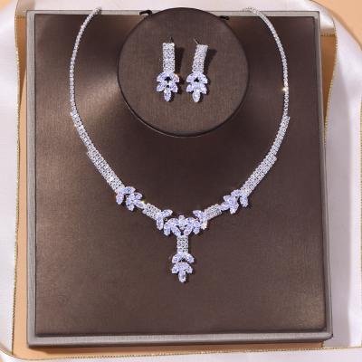 China SHT625A CLASSIC Fashion Bridal Jewelry Set Women Leaves Cubic Zircon Jewelry Set Wedding Jewelry Sets for sale