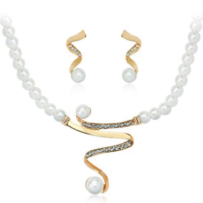 China Hot Selling DBCA021 TRENDY Fashion Gold Jewelry Set Pearl Jewelry Set Necklace Earrings Set For Women for sale