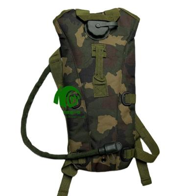 China Outdoor Camping Traveling Hiking Kango 2022 Hot Sale Camouflage Hydration Backpack Water Bladder Molle Hydration Backpack Army Hydration Backpack for sale