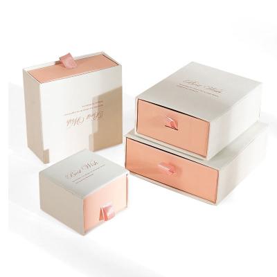 China Recyclable Christmas Birthday Wedding Wholesale Price Jewelry Drawer Gift Box Luxury Craft Paper Packaging for sale