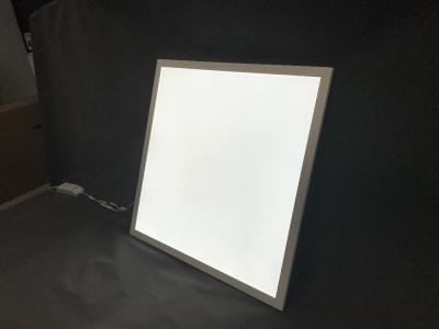 중국 54w는 편평한 흔들림 자유로운 LED 패널을 620 x 상점가를 위해 620mm 체중을 줄입니다 판매용