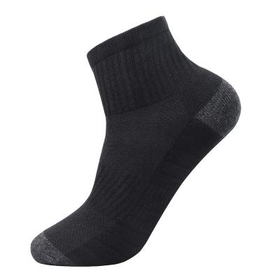 China Manufacturer Breathable Cotton Cushion Arch Support Thick Anti Slip Boy Girls Cycling Socks for sale