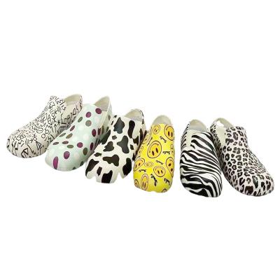 China Fashion\Comfortable\Durable CASUAL SANDALS INJECTED PRINT Servo Control DESIGNS LADIES FLAT SHOES WITH BACK STRAP for sale