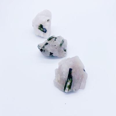 China China retail and wholesale quality natural green tourmaline rough cut for decoration for sale