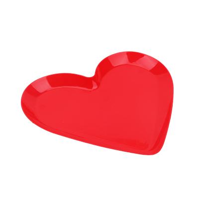 China New Disposable Modern Heart Shaped Red Fruit Eco - Friendly Valentines Day Plastic Dishes for sale