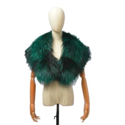 China Classic Luxury Fashionable Ladies Real Soft Fox Fur Shawl For Girls Spring Autumn European Style Fur Cape for sale