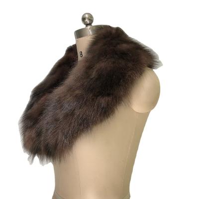 China Real High Quality Soft Warm Luxurious Elegant Fox Fur Cape Collar Winter Keep Warm Collars for Fashionable Women and Girls for sale