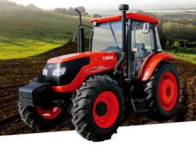 China 4WD FMD1304 Wheeled Farm Tractor With Cab For Ploughing for sale