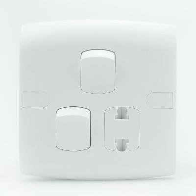 China UK Standard Security PC 2 Strip Switched A 2 Pin Electrical Socket Wall Switch Socket for sale