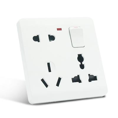 China Safety Low Price 1gang 6 Pin Pc And Brass Switch Socket for sale