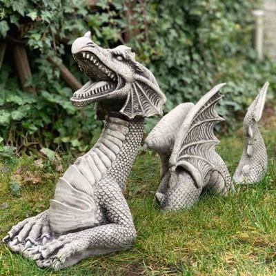 China Art Decor Large Dragon Gothic Garden Decor Statue, Falkenberg Castle Ditch Lawn Statue Figurine Outdoor Yard Art Dragon for Lawn for sale