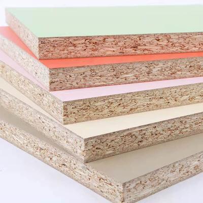 China Modern Glossy Melamine Laminated Chipboard / 15mm 4x8 Chipboard Flakeboards Particle Melamine Laminated Plate Customize Excellent 2 Years for sale