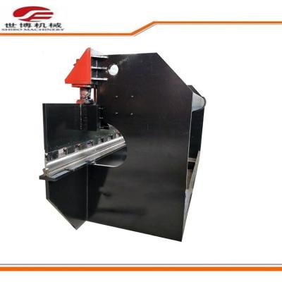 China Hydraulisch het Comité van het Staaldak Broodje die Machine 380V 50HZ Één Jaar Waranty vormen Te koop