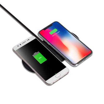 China ABS Wireless Charger 2 in 1 Fast Wireless Charger Charging Station for 2 Iphones or 1 Iphone and 1 Airpods or Airpods pro at the same time for sale