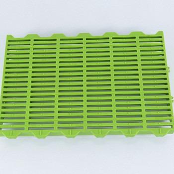 China Plastic Flooring Farrowing Crate Slats For Pig Farming for sale