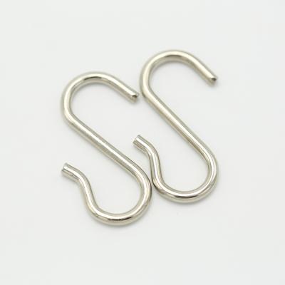 China Custom 304 Stainless Steel S Hook Wave Spring for sale