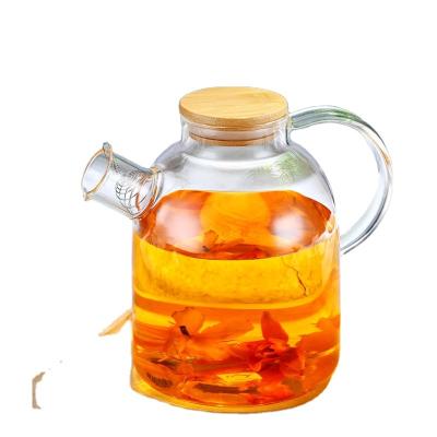 China Viable Custom Glass Pitcher With Tea Infuser 1500ml Borosilicate Glass Teapot 1.5L Glass Jug With Bamboo Lid for sale